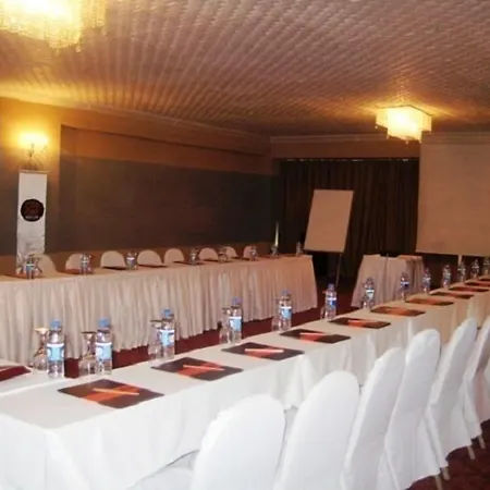Hotel One 4*