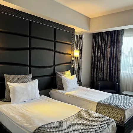 Hotel One 4*