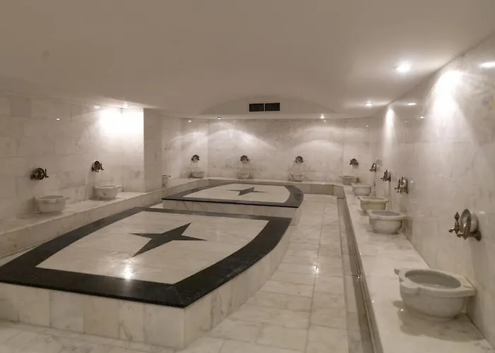 One فندق قيصرية